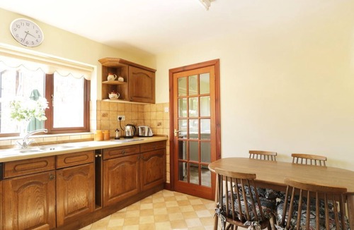 Brampton House | ACORNS, countryside views, near Brampton