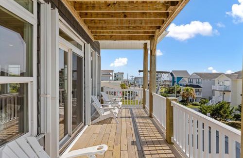 Surf City House | Across the Pond