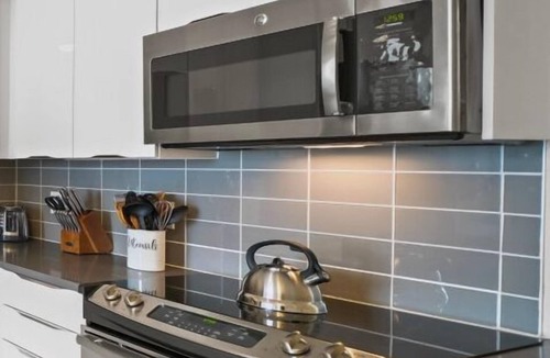 Third Ward Condo | ACS-2205-Uptown Charlotte-Studio w/Roof Top Pool