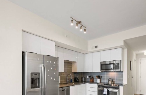 Third Ward Condo | ACS-2205-Uptown Charlotte-Studio w/Roof Top Pool