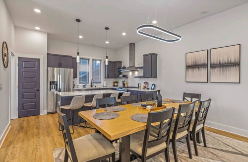 East Nashville Villa | Adjacent townhomes, 8 rooms, 2mi to DT, City View