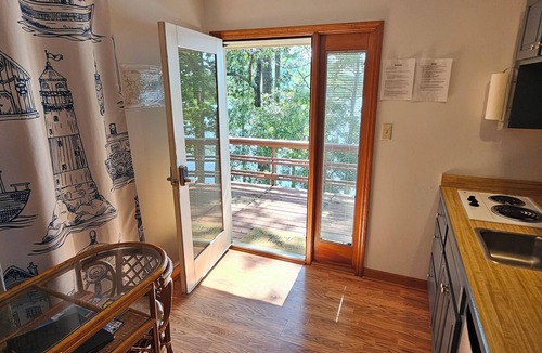 Oriental House | Adorable 1 Bedroom waterfront with kitchenette private dock pet friendly