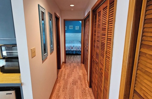 Oriental House | Adorable 1 Bedroom waterfront with kitchenette private dock pet friendly