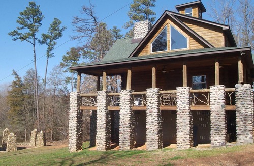 Monroe Cabin | Adventure and Relaxation in Charlotte