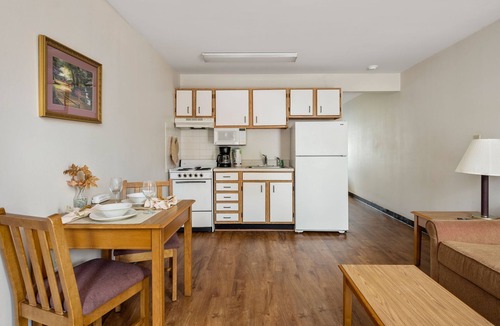Conover Hotel | Affordable Suites Hickory/Conover
