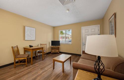 Wilson Hotel | Affordable Suites Wilson