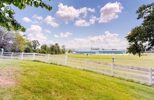 Mills River House | All Roads Lead to Here