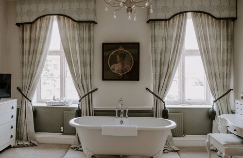 Grantham Bed & Breakfast | Allington Manor