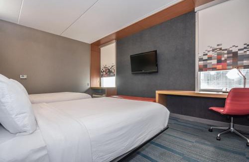 Charlotte Center City Hotel | Aloft Charlotte City Center