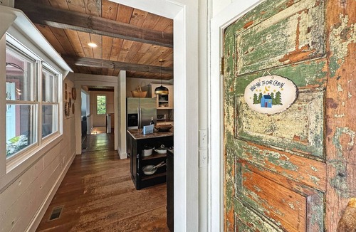 Mirror Lake Cabin | Altitude Adjustment | Modern Farmhouse Style with Gorgeous Mountain Views