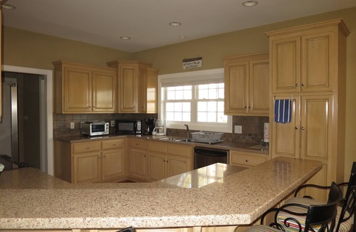 Littleton House | Amazing House with Beautiful Deep Water, Firepit, Kayaks, High Speed Wifi, Games
