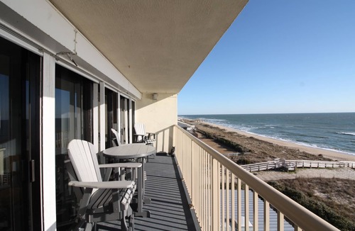 Wilmington Beach Condo | Amazing Ocean View Condo - Updated furnishings throughout!
