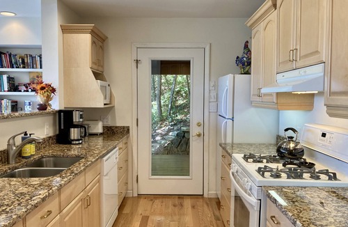 Laurel Ridge House | Amazing Views at Cozy Mountain Retreat