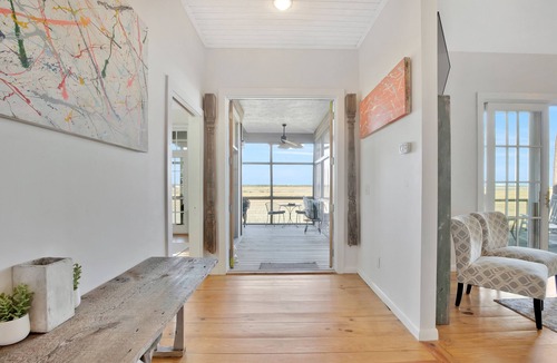 Folly Beach House | Amazing Views - Heated Pool - Hot Tub - 5 beds - walk to beach!