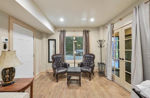 Weaverville House | Amenity-Packed Holiday Home