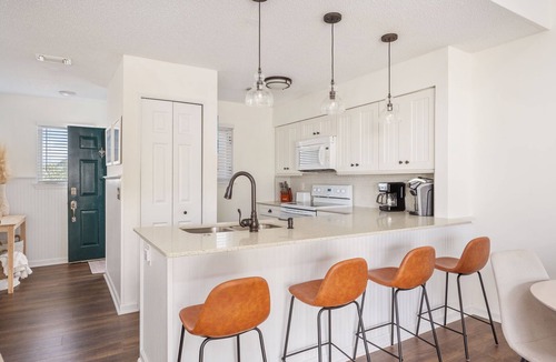 Manteo Condo | Anchor's Away: Canalfront Condo, Water Views, Community Amenities