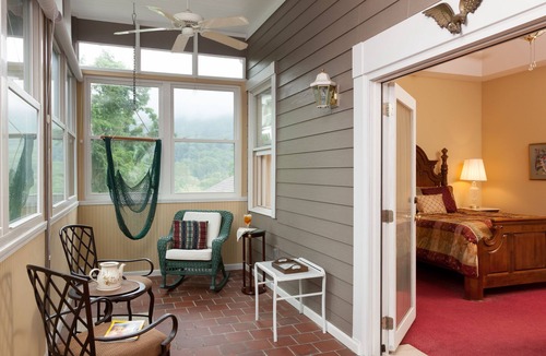 Waynesville Bed & Breakfast | Andon-Reid Inn B&B