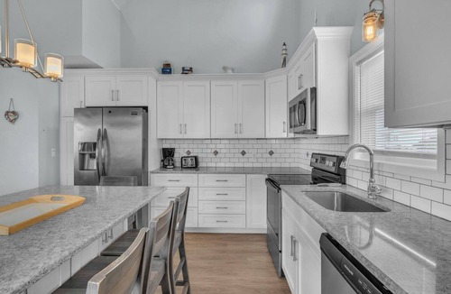 Long Beach House | Another Beach Experience: 4 Bed/2 Bath Oceanfront Home