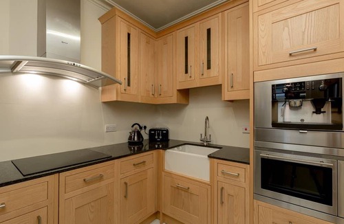 New Town Apartment | Apartment ∙ 1 bedroom ∙ 2 guests