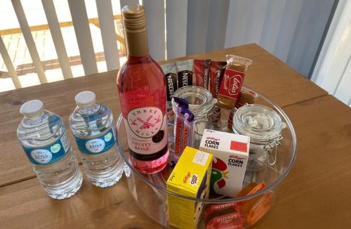Porth Apartment | Apartment Close To Porth Beach