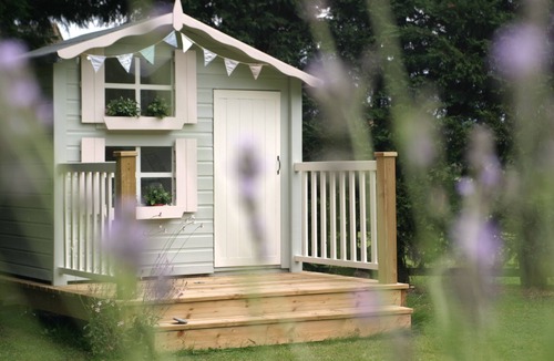 Quidhampton Apartment | Apartment Just Minutes from Salisbury & Stonehenge with Countryside Views