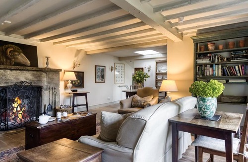 Snowshill Village House | Apple Cottage
