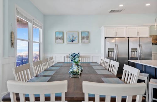 Long Beach House | Aquila East: Luxurious 12-bedroom oceanfront home in Oak Island, NC, sleeps 30.