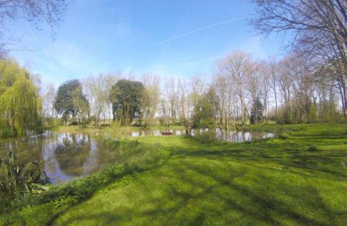 Pevensey Ski Chalet | Arbour View