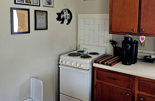 Penrose Apartment | ARTIST MTN RETREAT