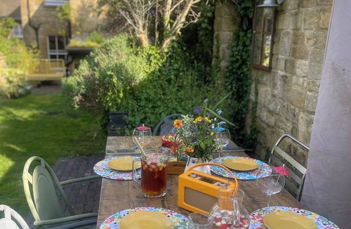 Winchcombe House | Arts and Crafts Cotswold stone house in the centre of Winchcombe