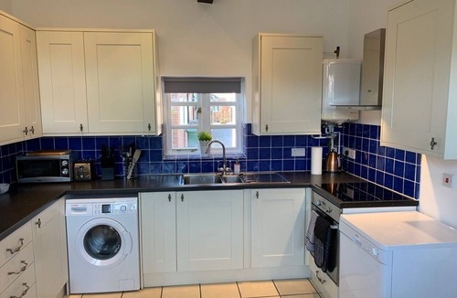 Didcot House | Ashbrook Lewis a two bedroom, two bathroom cottage, Harwell Campus