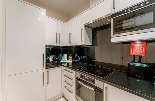 Courtfield Apartment | Ashburn Court