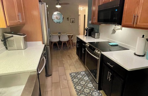 Oakley House | Asheville Home w/deck - 5 min to Biltmore & 7 min to downtown -Pets OK 4 BD/2 BA