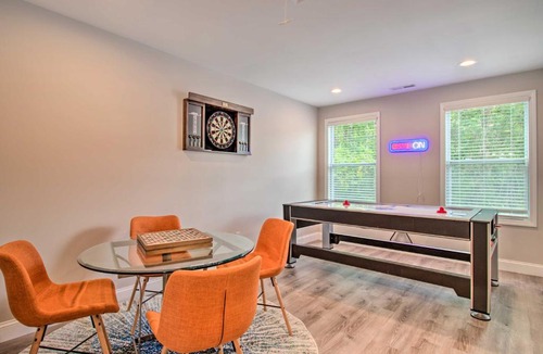 Asheville House | Asheville Retreat Hot Tub, Yard and Game Room!