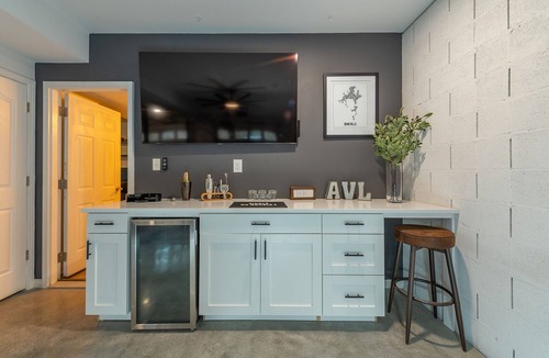 Royal Pines House | Ashevilles Beautiful Home