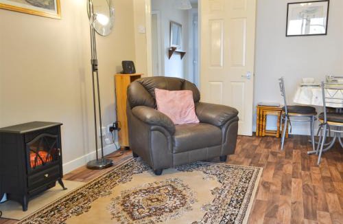 Bowmore House | Ashley Cottage