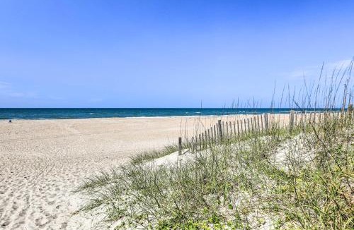 Atlantic Beach Apartment | Atlantic Beach Studio w/Community Pool!