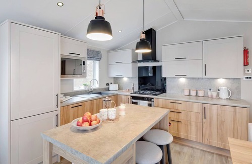 Swarland Ski Chalet | Autograph Junior Lodge 2 Bed with Hot Tub Pet