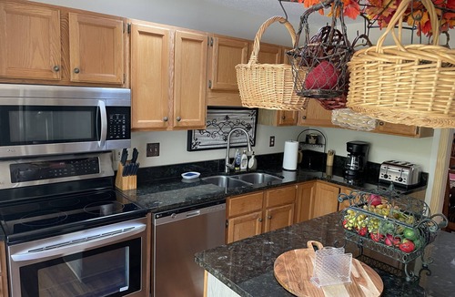 Brevard House | Awesome Mountain Home Get- Away- Connestee Falls- Hiking, Kayaking, Biking &mr