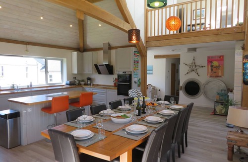 Mortehoe House | Awesome slidehouse close to pubs,beaches, coastpath sleeps 12-14 dates