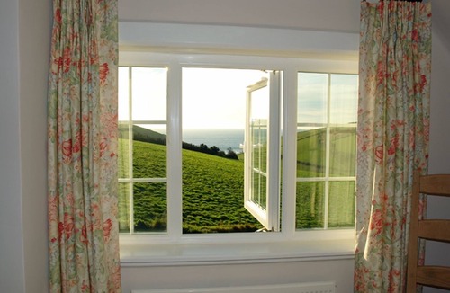 Burgh Island Cottage | AYRMER PATH, pet friendly, luxury holiday cottage in Ringmore