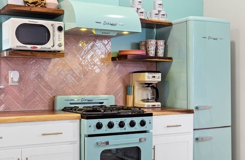 Wilmington Cottage | Babe Cave! Midtown Wilmington