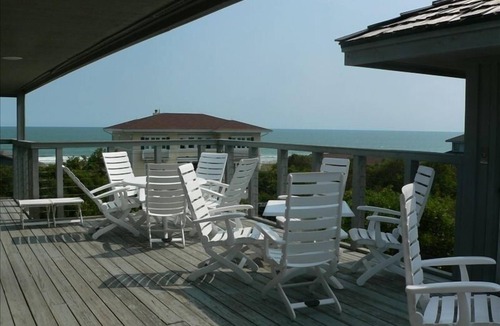 Wilmington House | Bachman Tree House Figure Eight Island