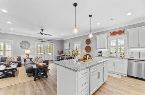 Oriental House | Backstay House in River Dunes Waterfront Community