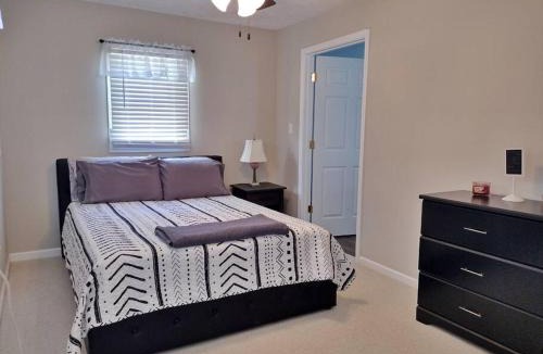 Ruffin House | Backwoods Guesthouse Near VIR