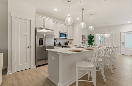 Bermuda Bay House | Bahama Mama 3 Bedroom at Cambridge Cove With Private Hot Tub!