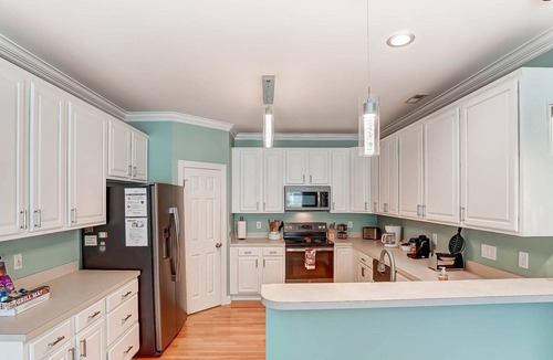 Cornelius House | Bailey's Corner in Cornelius - Walkable neighborhood to restaurants, shops & bars - Community Pool