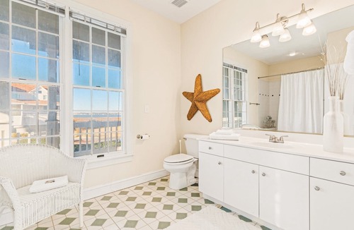 Manteo House | Ballast Point 45 - Million Dollar View on Million Dollar Row