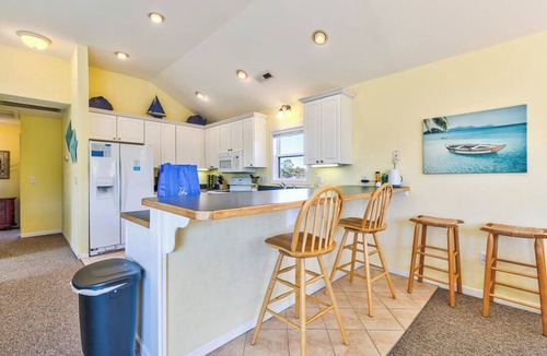 Sea Scape House | Bama Breeze | Sound Side | Private Pool, Hot Tub | Kitty Hawk