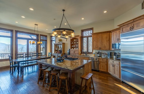 Banner Elk House | Banner Crest - MOUNTAIN LUXURY! Views, hot tub, Private Pool and Tennis Courts, Game Room!